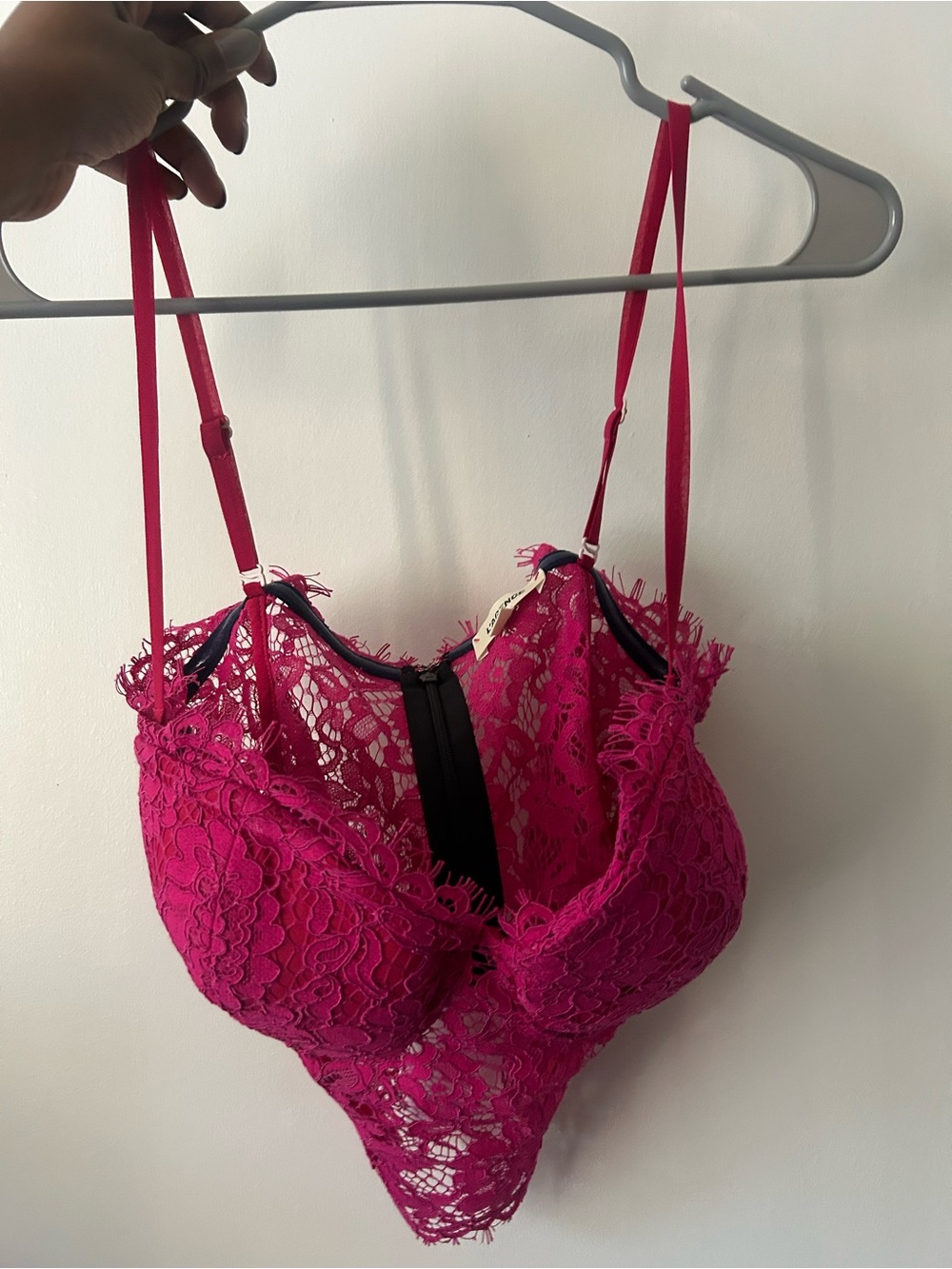 L'AGENCE Fuchsia Sophia Lace Bustier Crop Top with Adjustable Detachable Straps